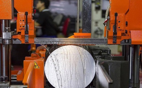 曲江立式金属带锯床切削出现跑带故障解决方法! 曲江立式金属带锯床切削出现跑带故障解决方法!